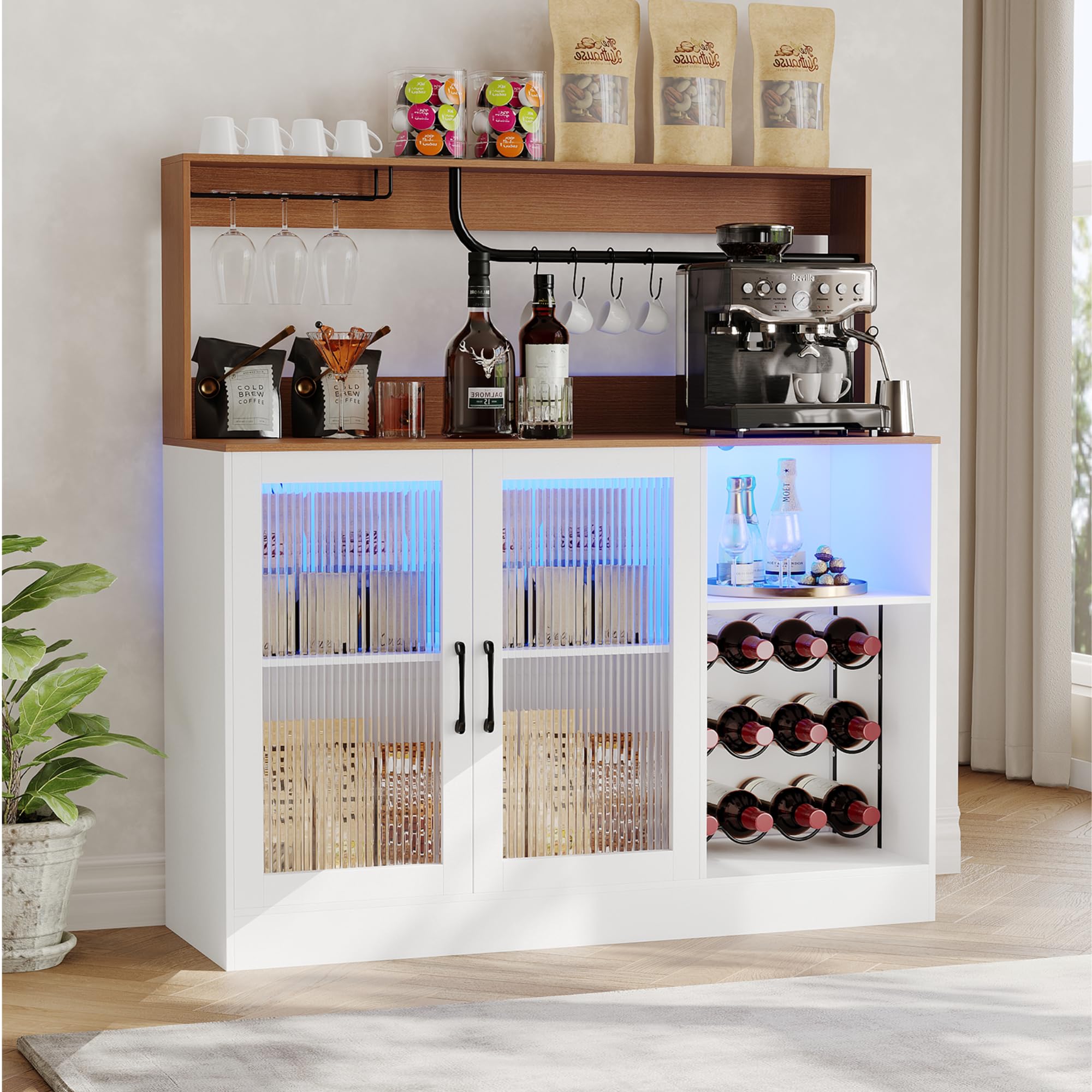 خزانة بار للنبيذ مزودة بإضاءة  - مراجعة Home Bar Shelves وسعره